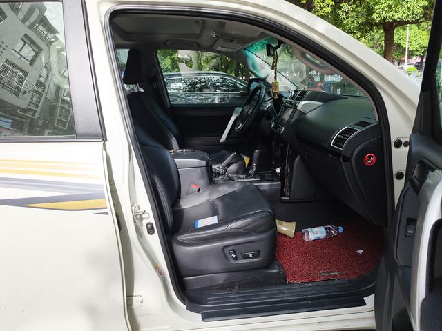 Toyota Land Cruiser Prado 2016 thumb 6
