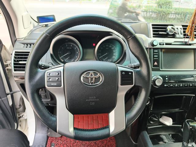 Toyota Land Cruiser Prado 2016 thumb 9