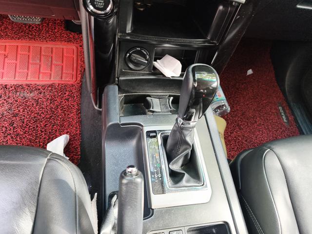 Toyota Land Cruiser Prado 2016 thumb 12