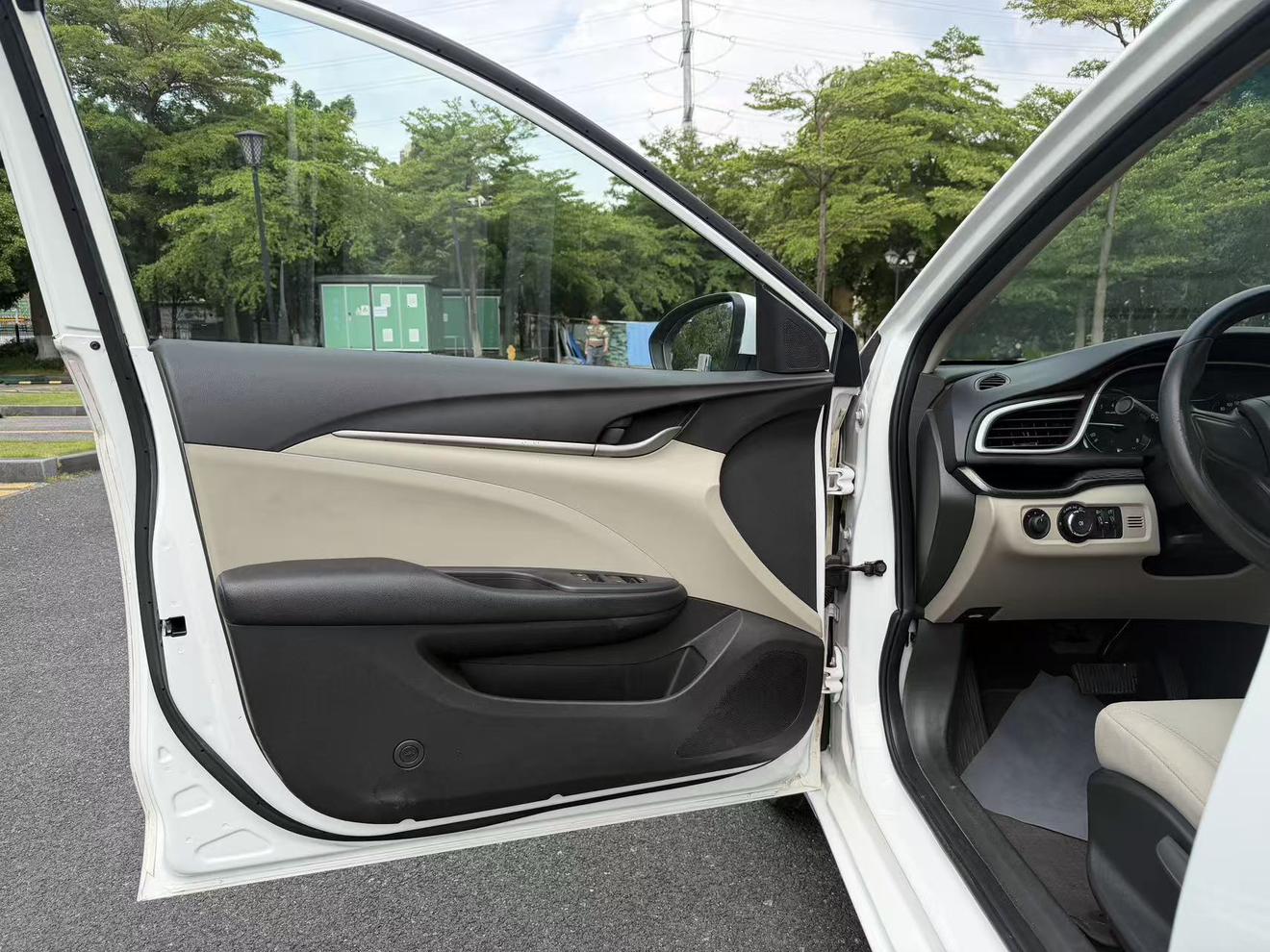 Buick Excelle 2019 thumb 3