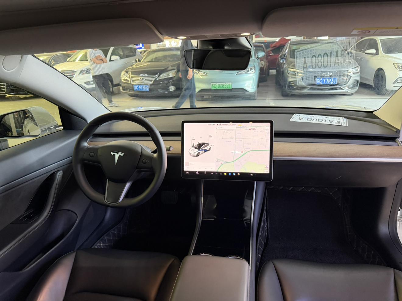 Tesla Model 3 2019 thumb 5
