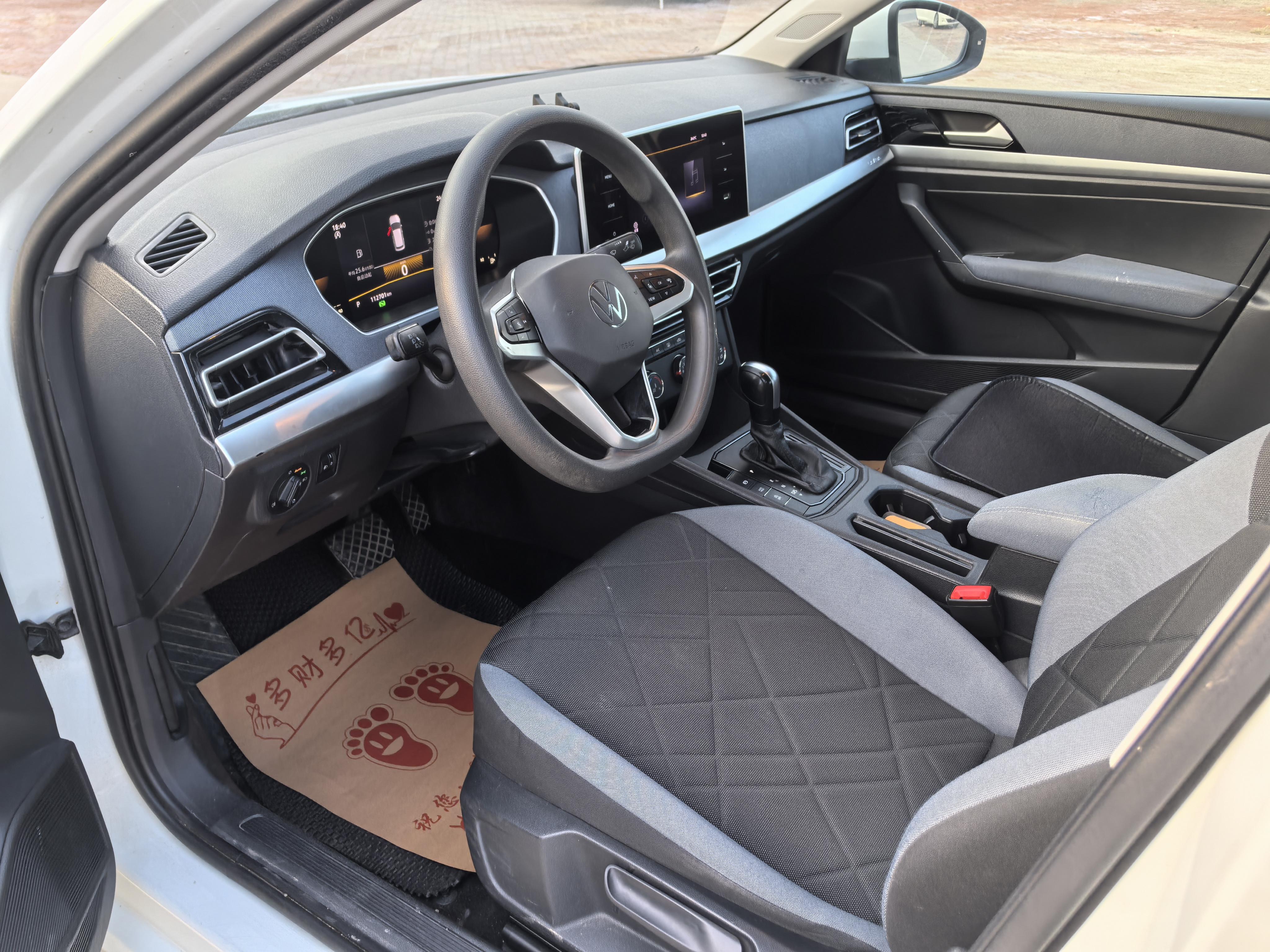 Volkswagen Lavida XR 2022 thumb 7