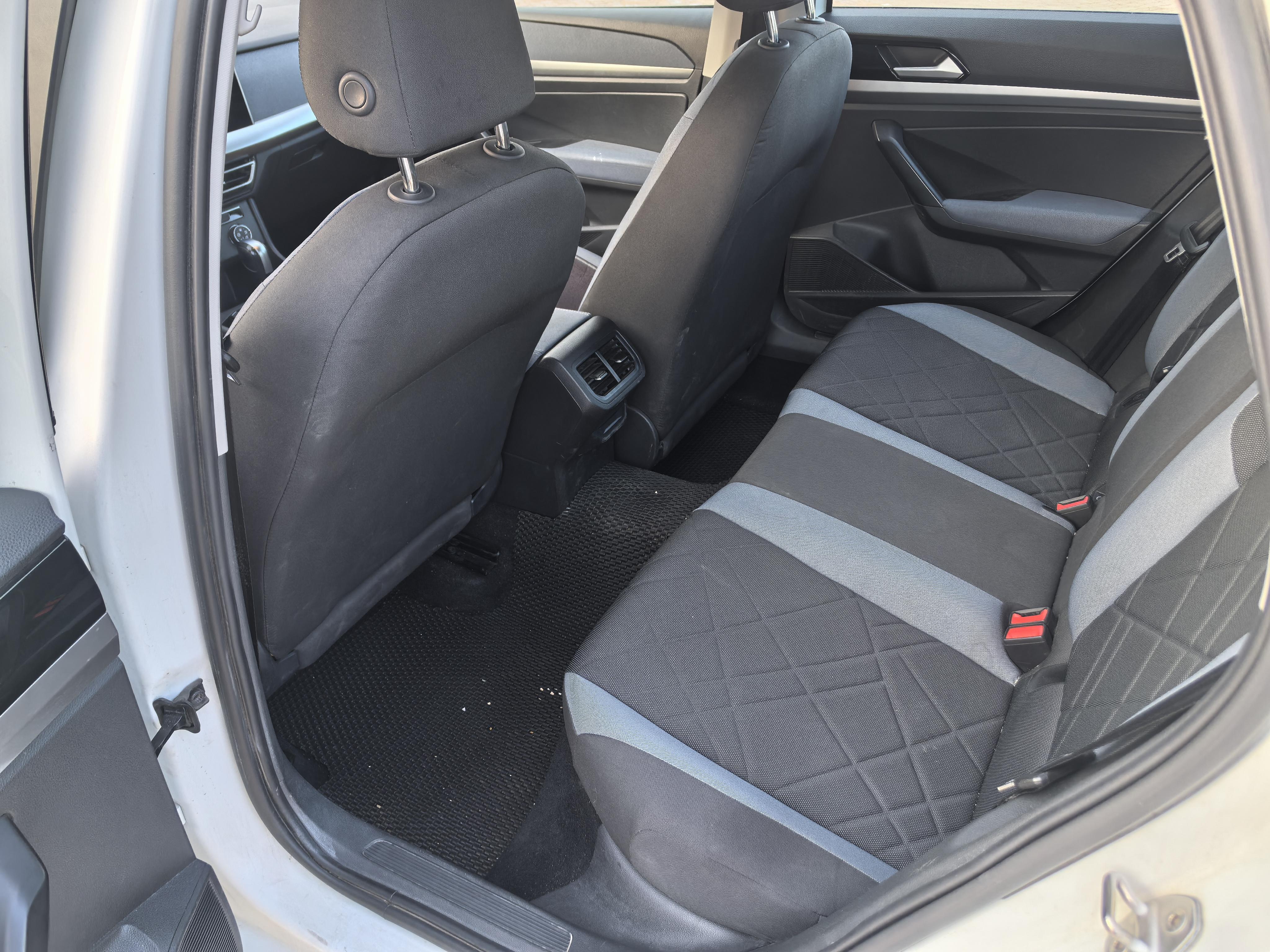 Volkswagen Lavida XR 2022 thumb 8