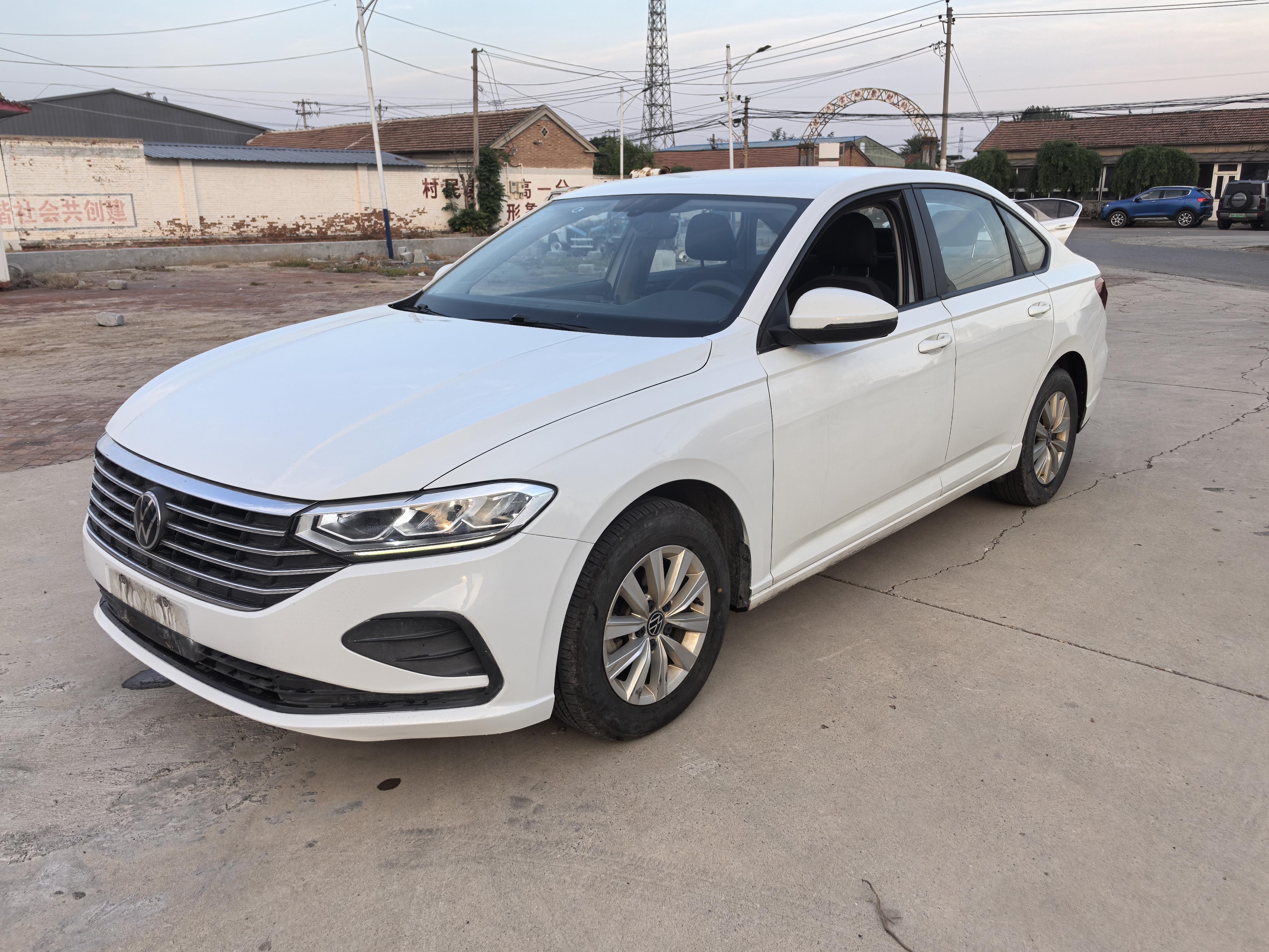 Volkswagen Lavida XR 2022 thumb 10
