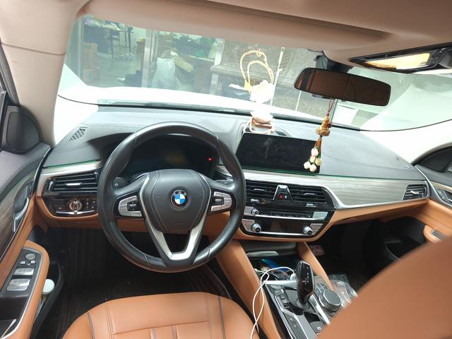 BMW 6 серии 2019 thumb 8