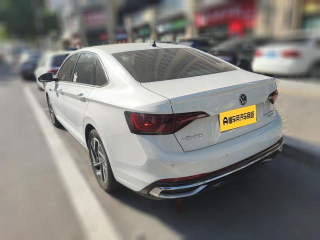 Volkswagen Sagitar 2023 thumb 4