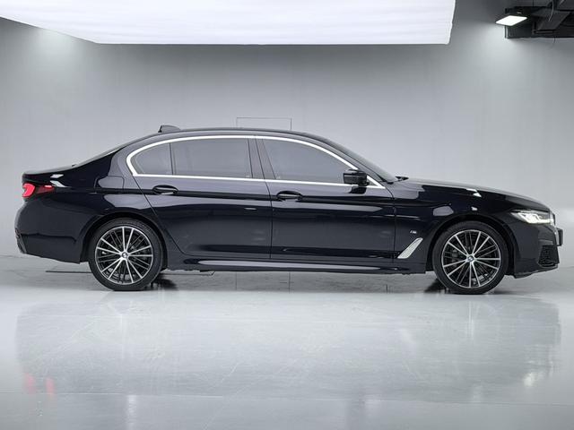 BMW 5 серии 2021 thumb 6