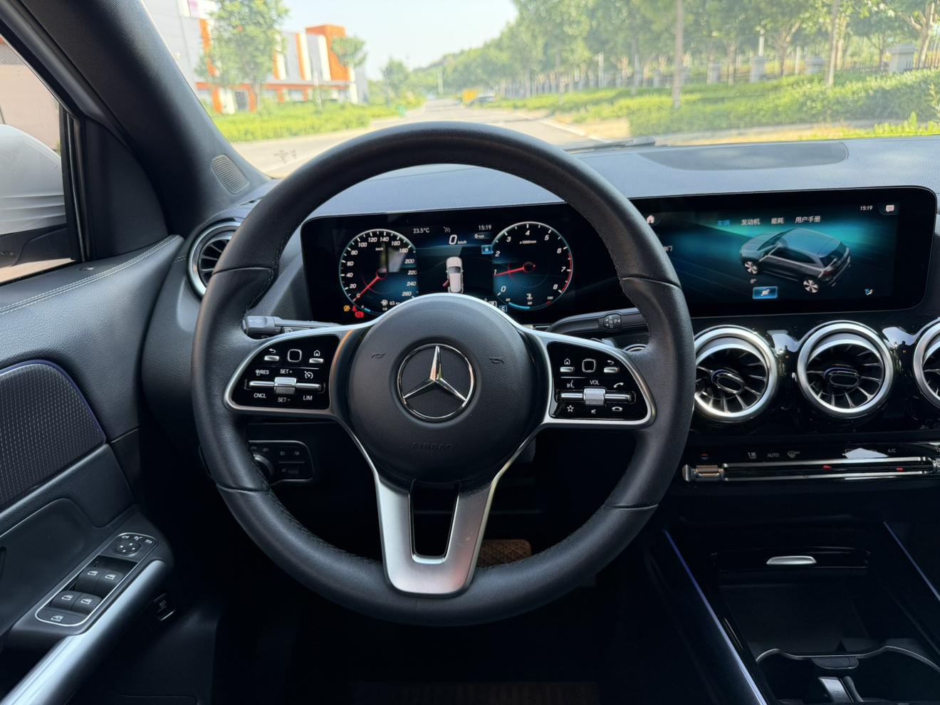 Mercedes-Benz GLA 2022 thumb 8