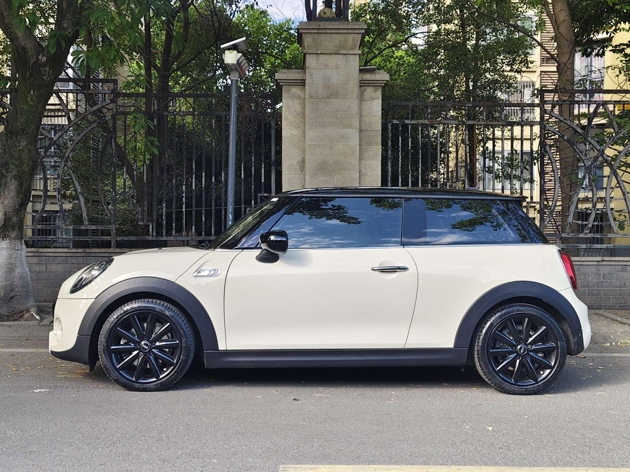 Mini Hatch 2019 thumb 2