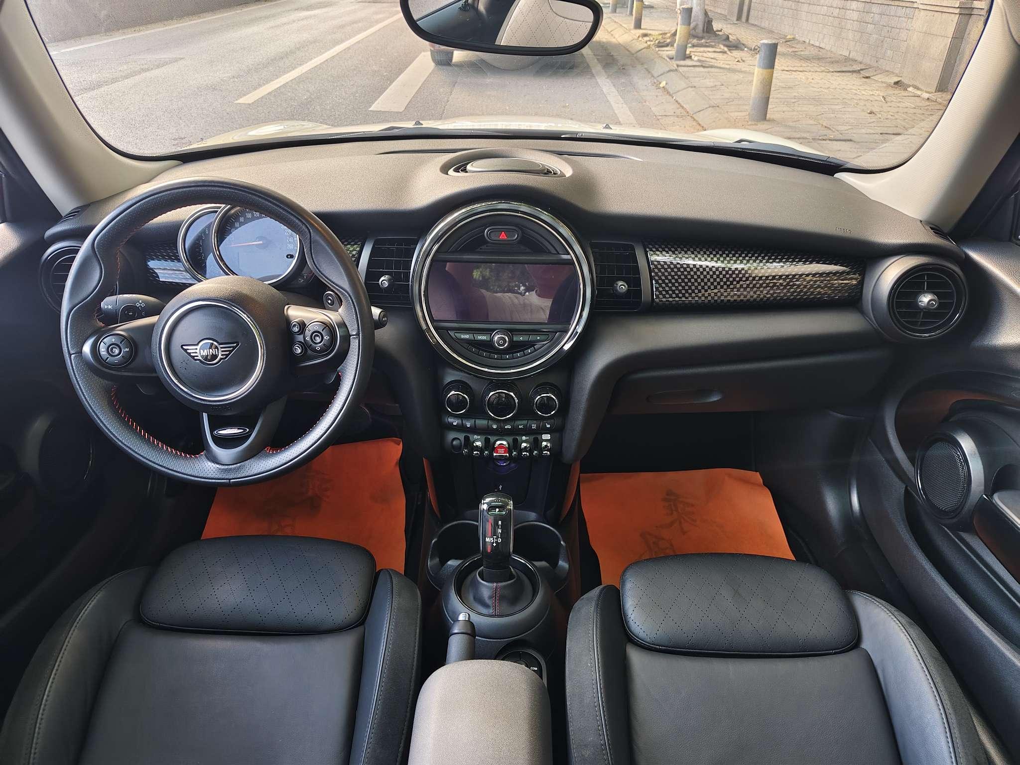 Mini Hatch 2019 thumb 8