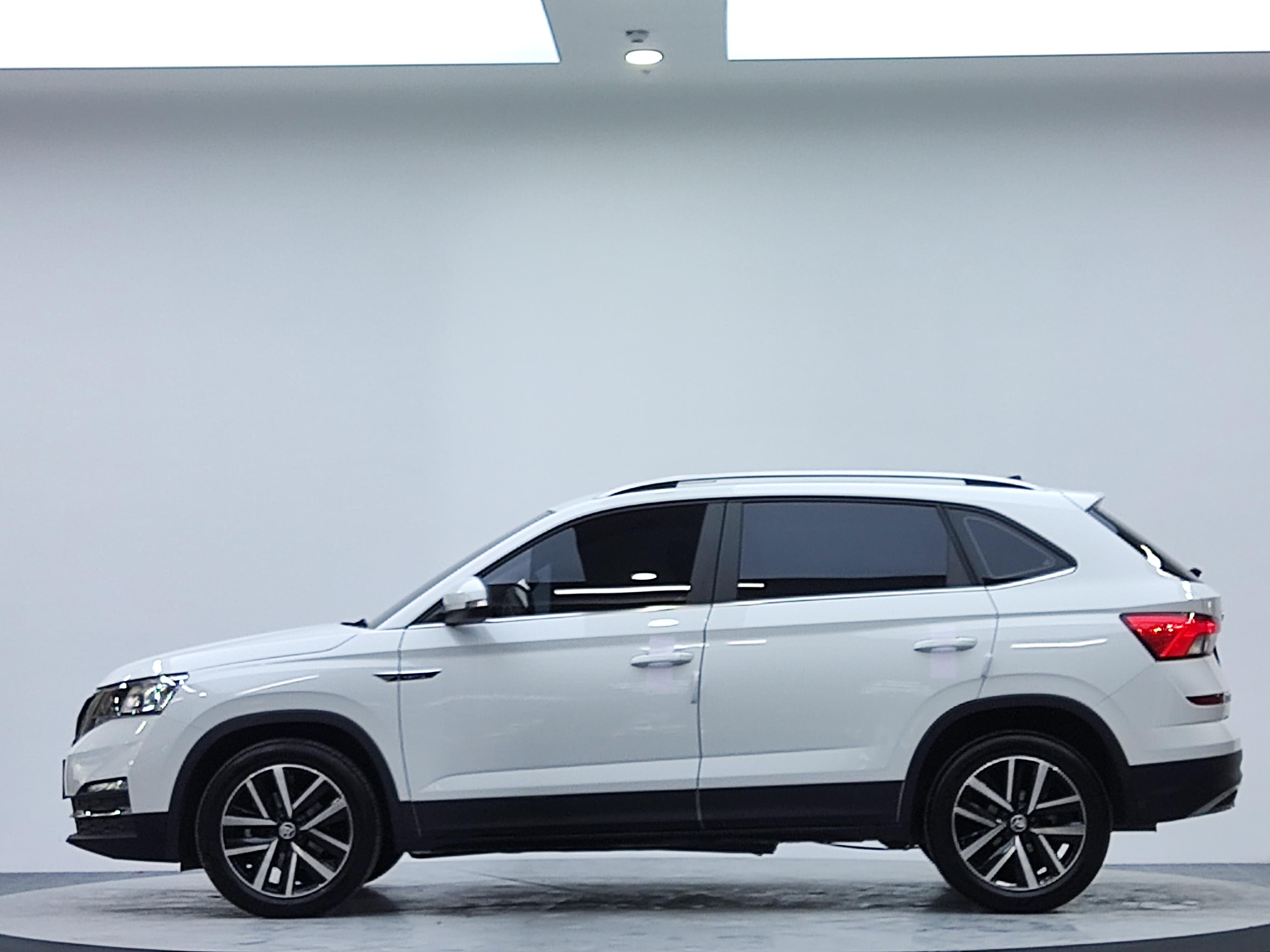 Skoda Kamiq 2023 thumb 2