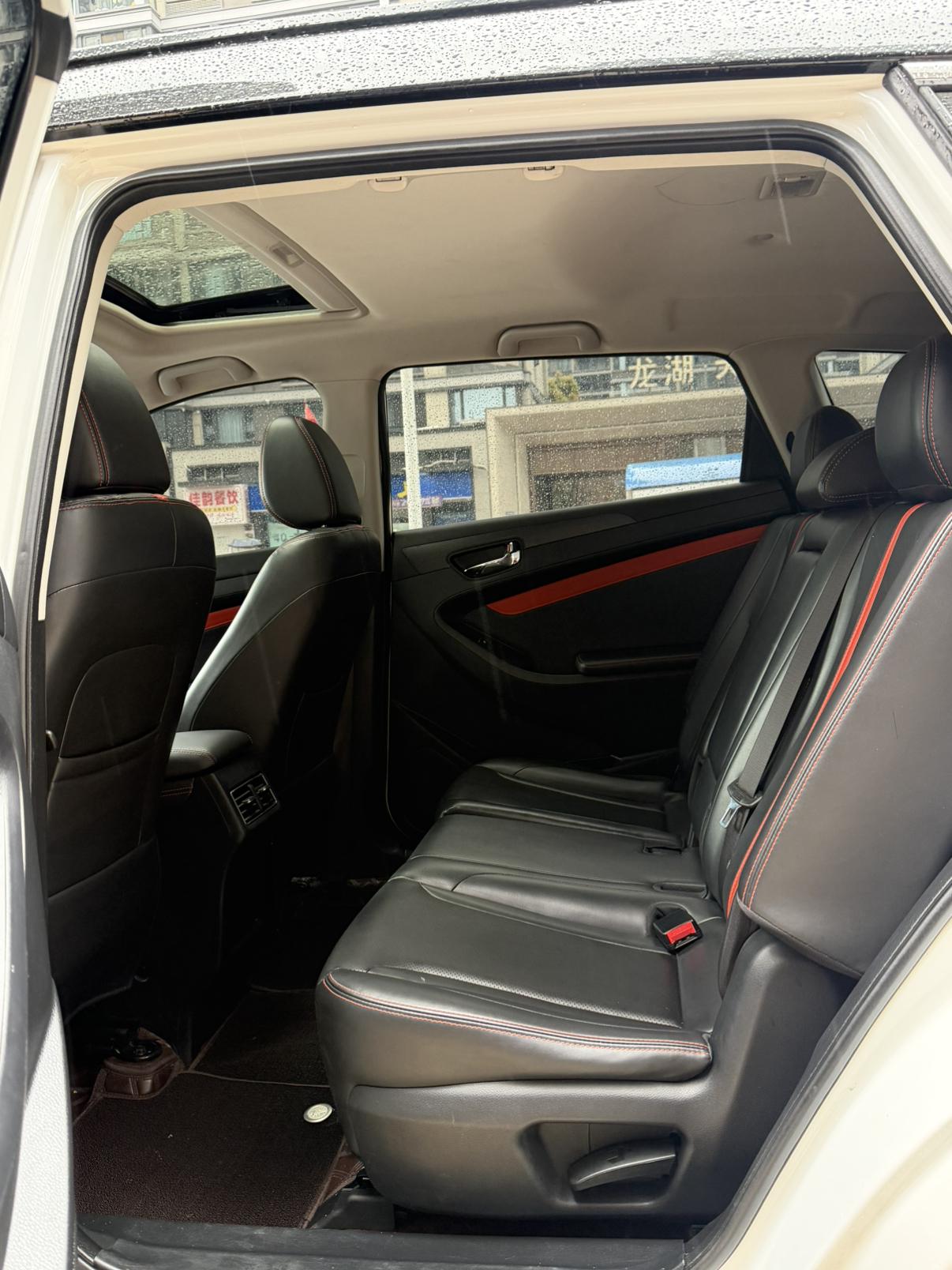 Dongfeng Fengon 580 2021 thumb 7