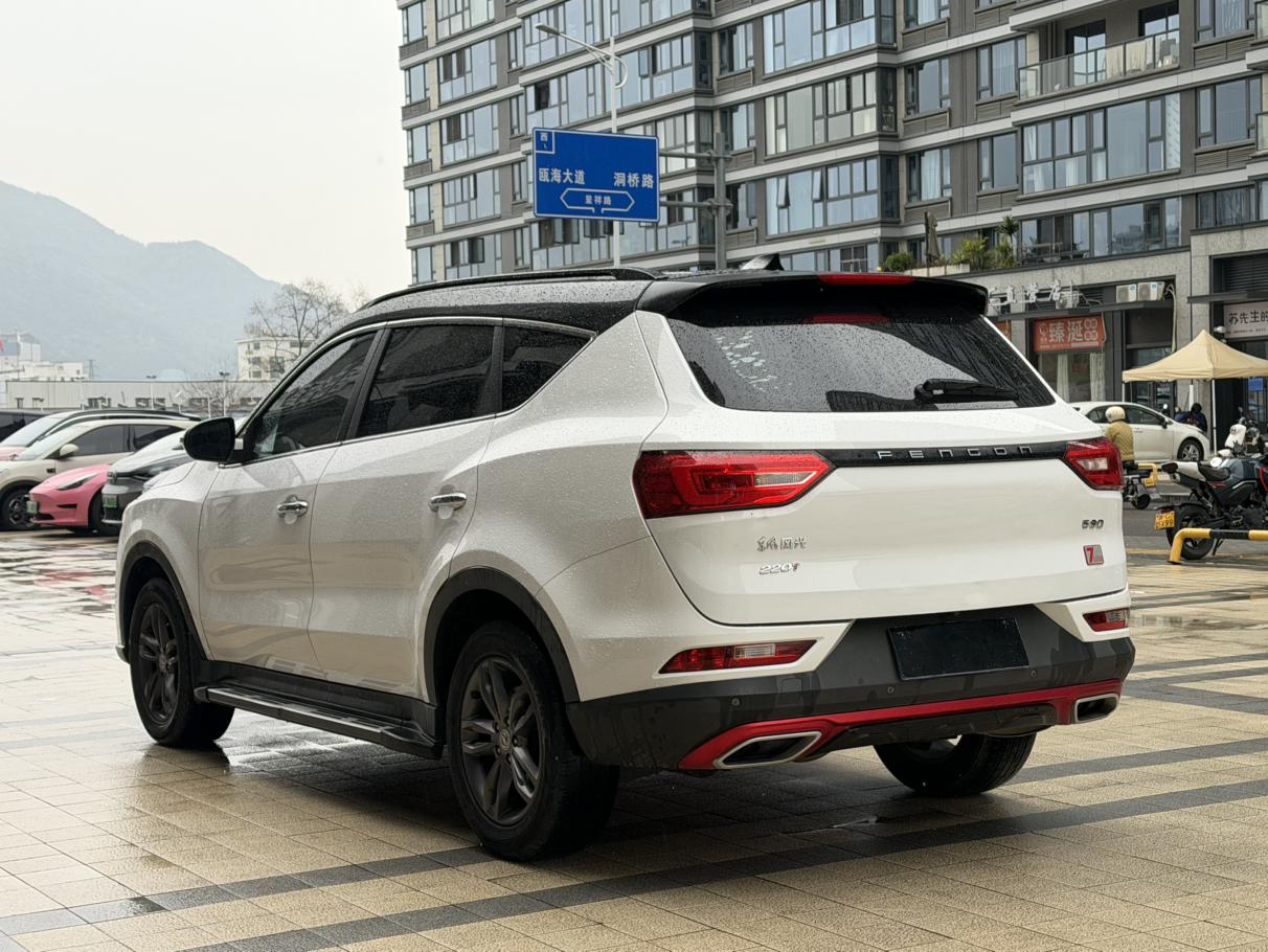 Dongfeng Fengon 580 2021 thumb 12