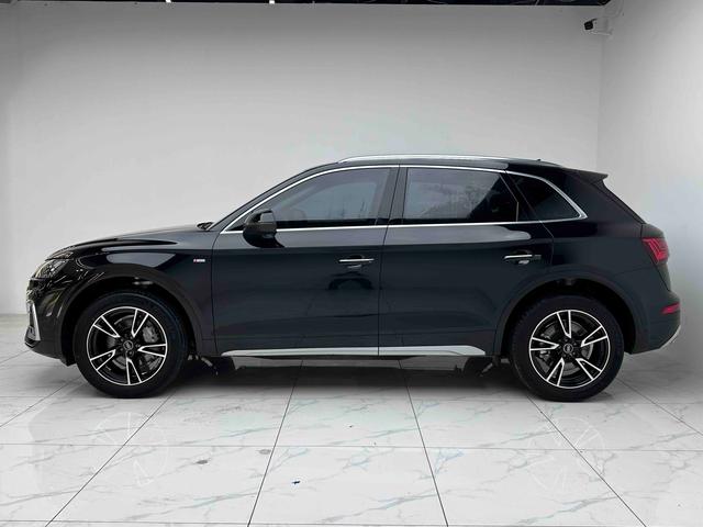 Audi Q5 2022 thumb 2