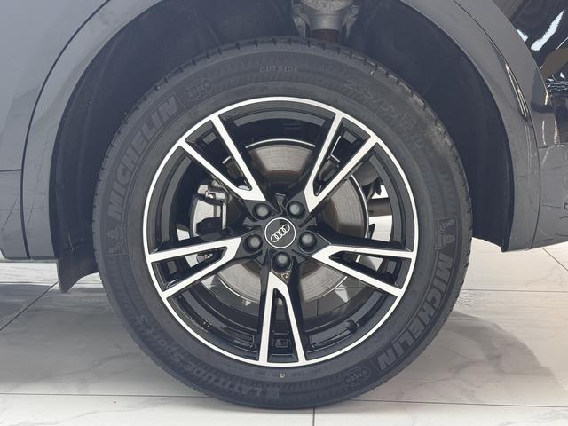 Audi Q5 2022 thumb 7