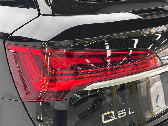Audi Q5 2022 thumb 11