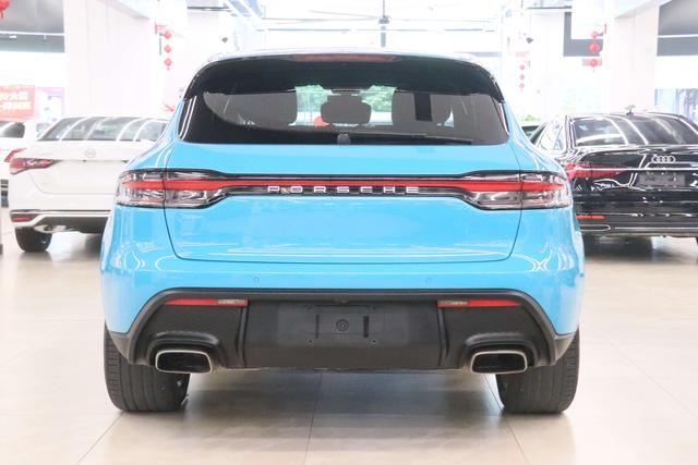 Porsche Macan 2022 thumb 2