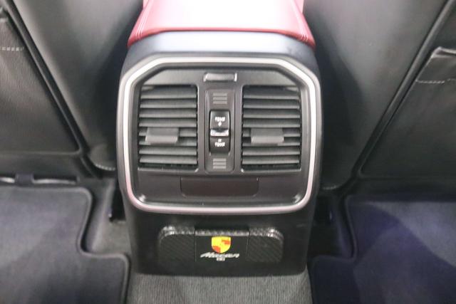 Porsche Macan 2022 thumb 6