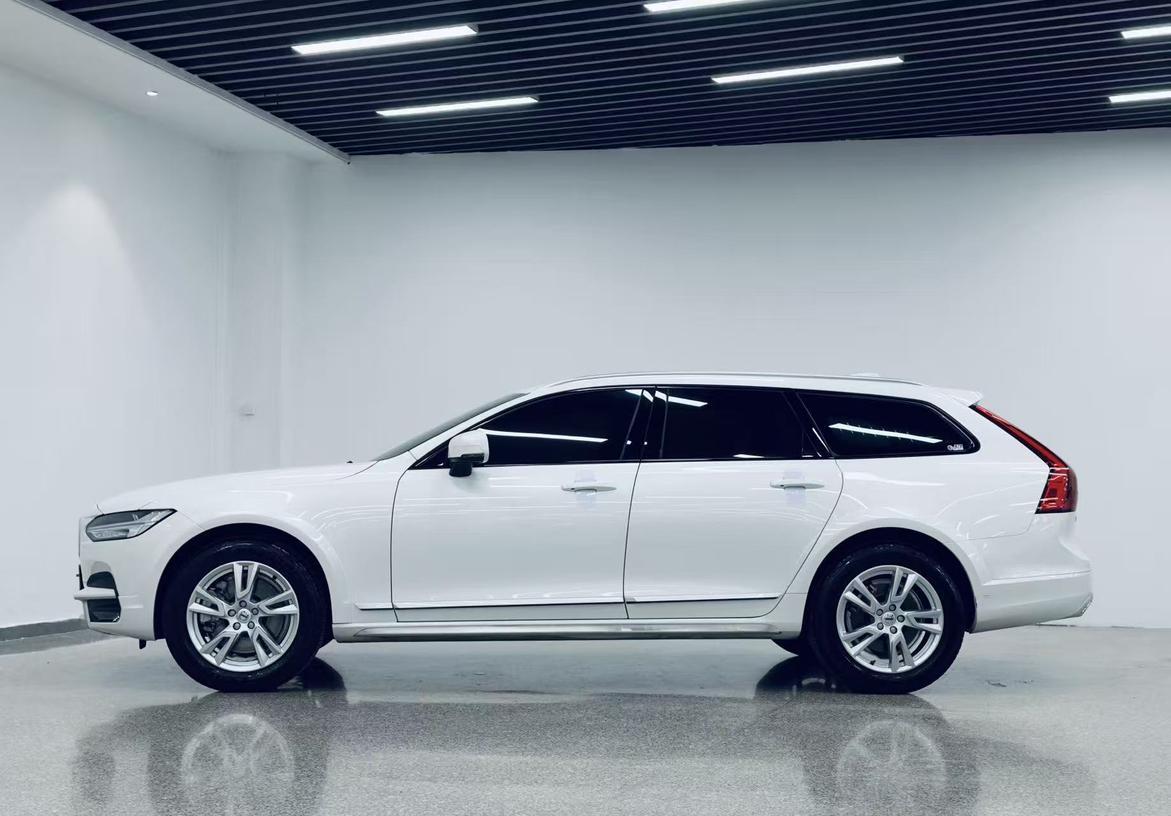 Volvo V90 2019 thumb 2