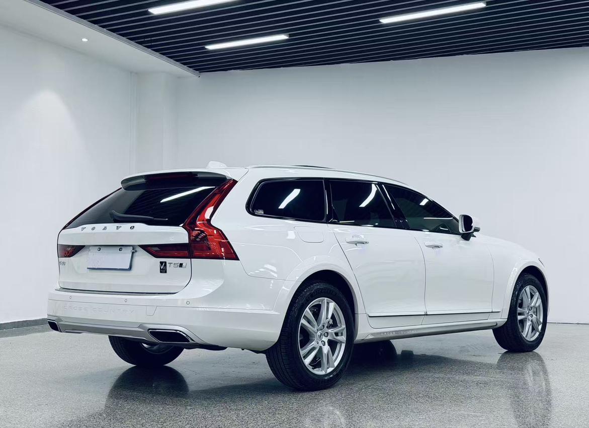Volvo V90 2019 thumb 5