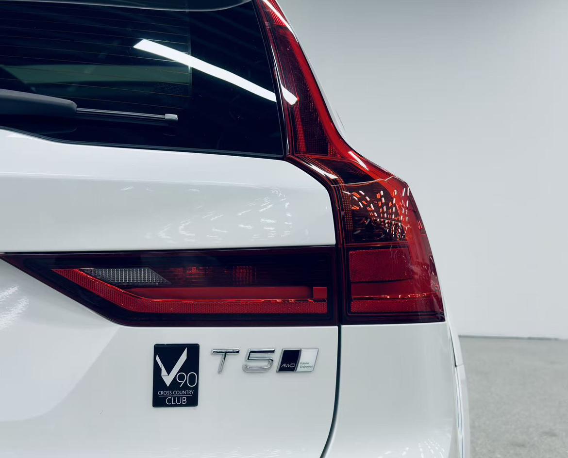 Volvo V90 2019 thumb 11