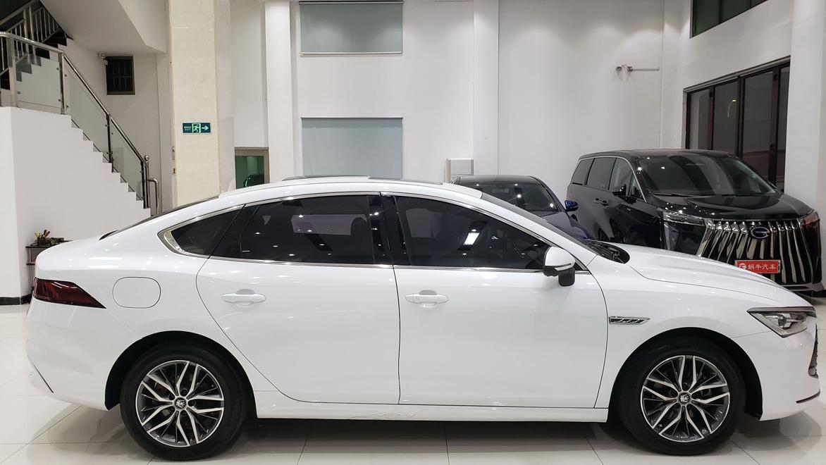 BYD Qin 2023 thumb 5