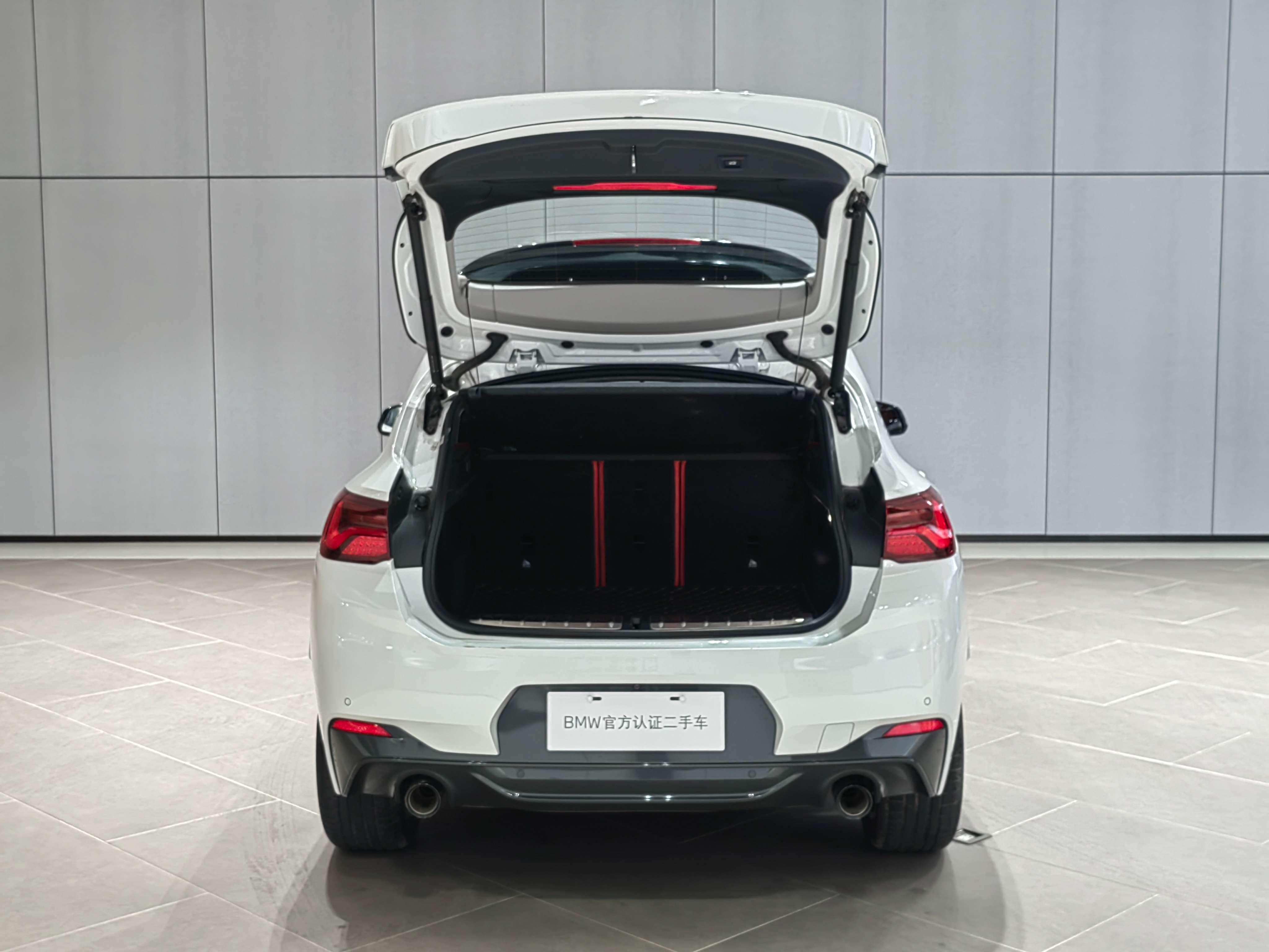 BMW X2 2023 thumb 4