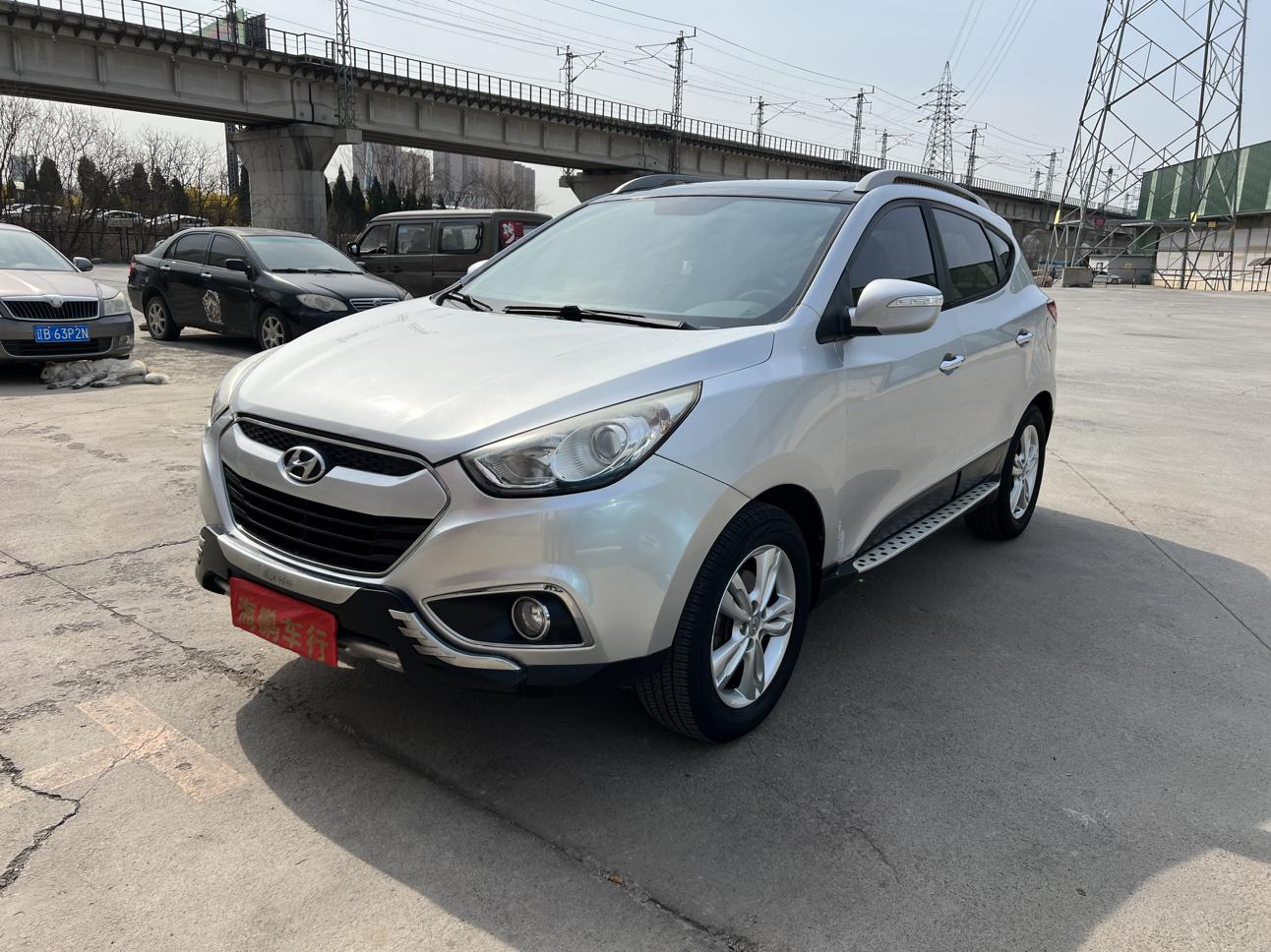 Hyundai ix35 2012 thumb 8