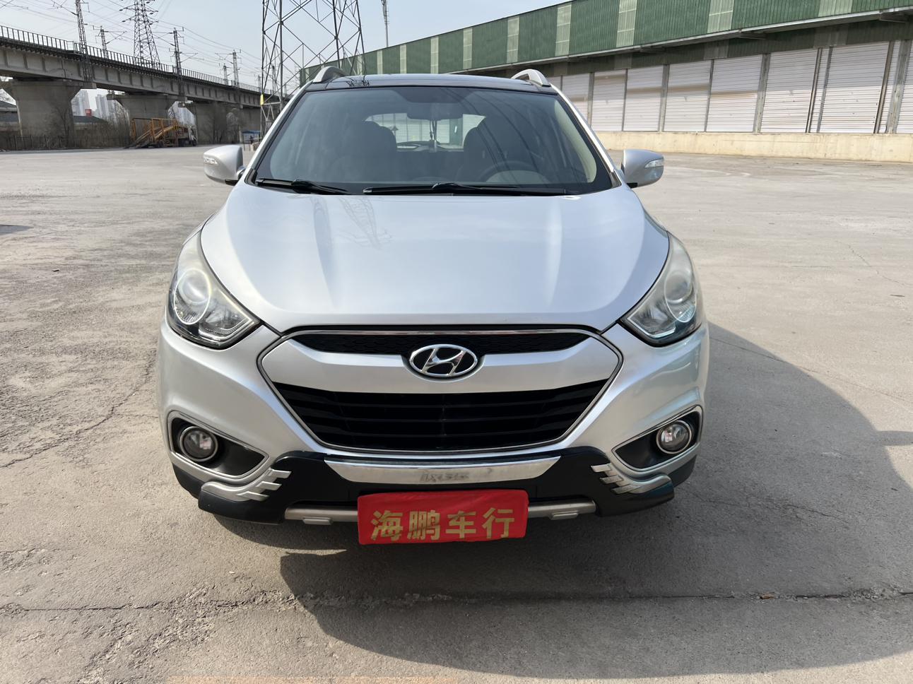 Hyundai ix35 2012 thumb 9