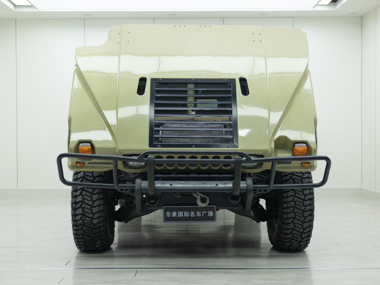 Hummer H1 2004 thumb 4
