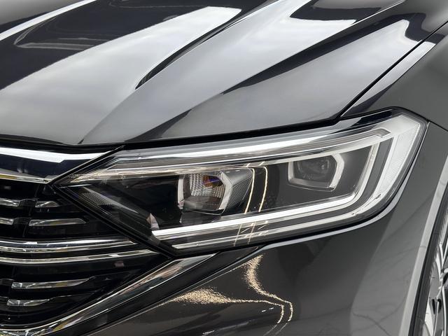 Volkswagen Sagitar 2023 thumb 10