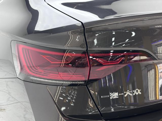 Volkswagen Sagitar 2023 thumb 11