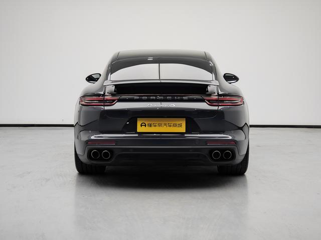 Porsche Panamera 2017 thumb 4