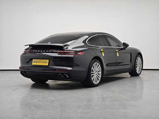 Porsche Panamera 2017 thumb 5