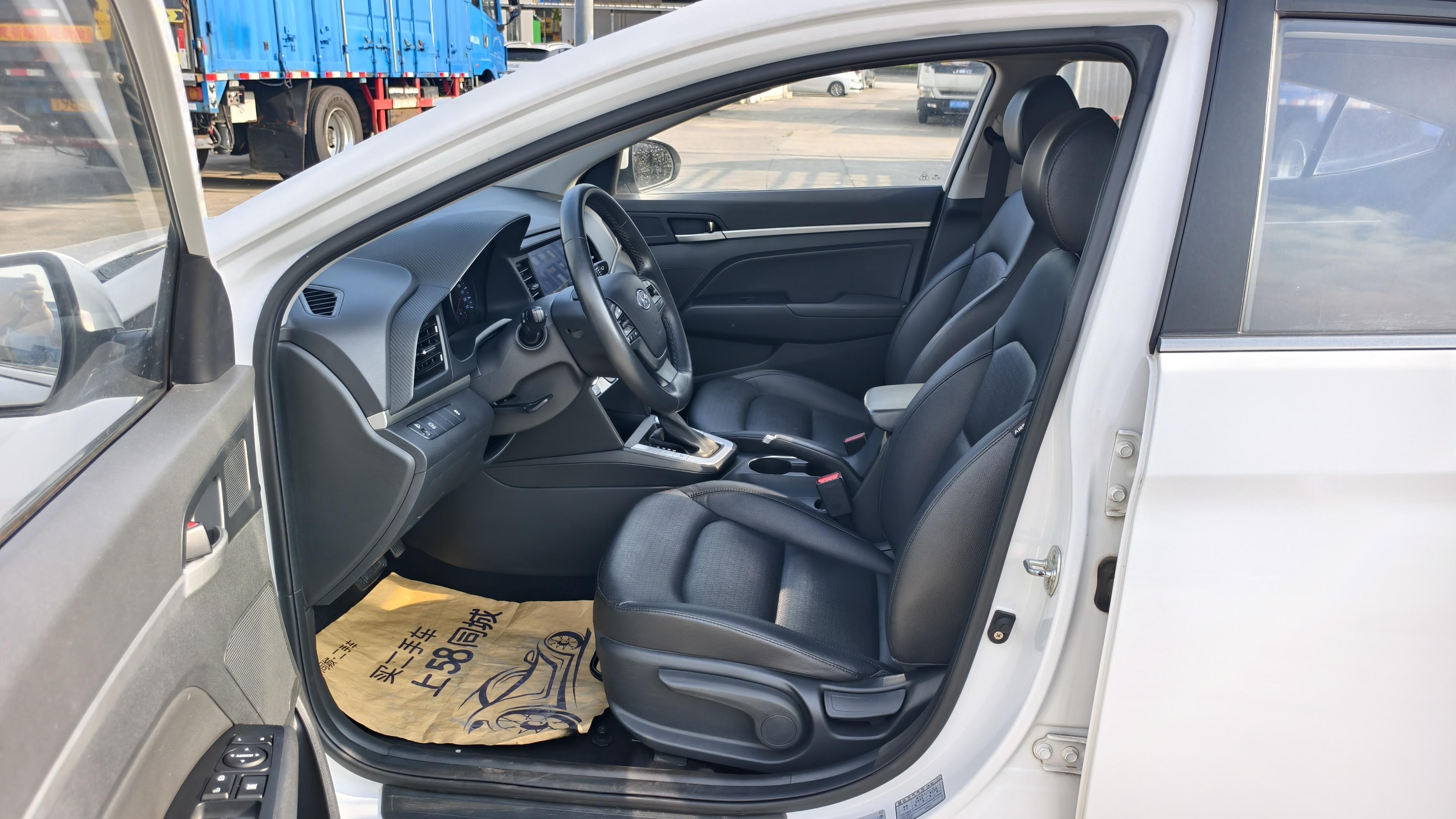 Hyundai Elantra 2020 thumb 10