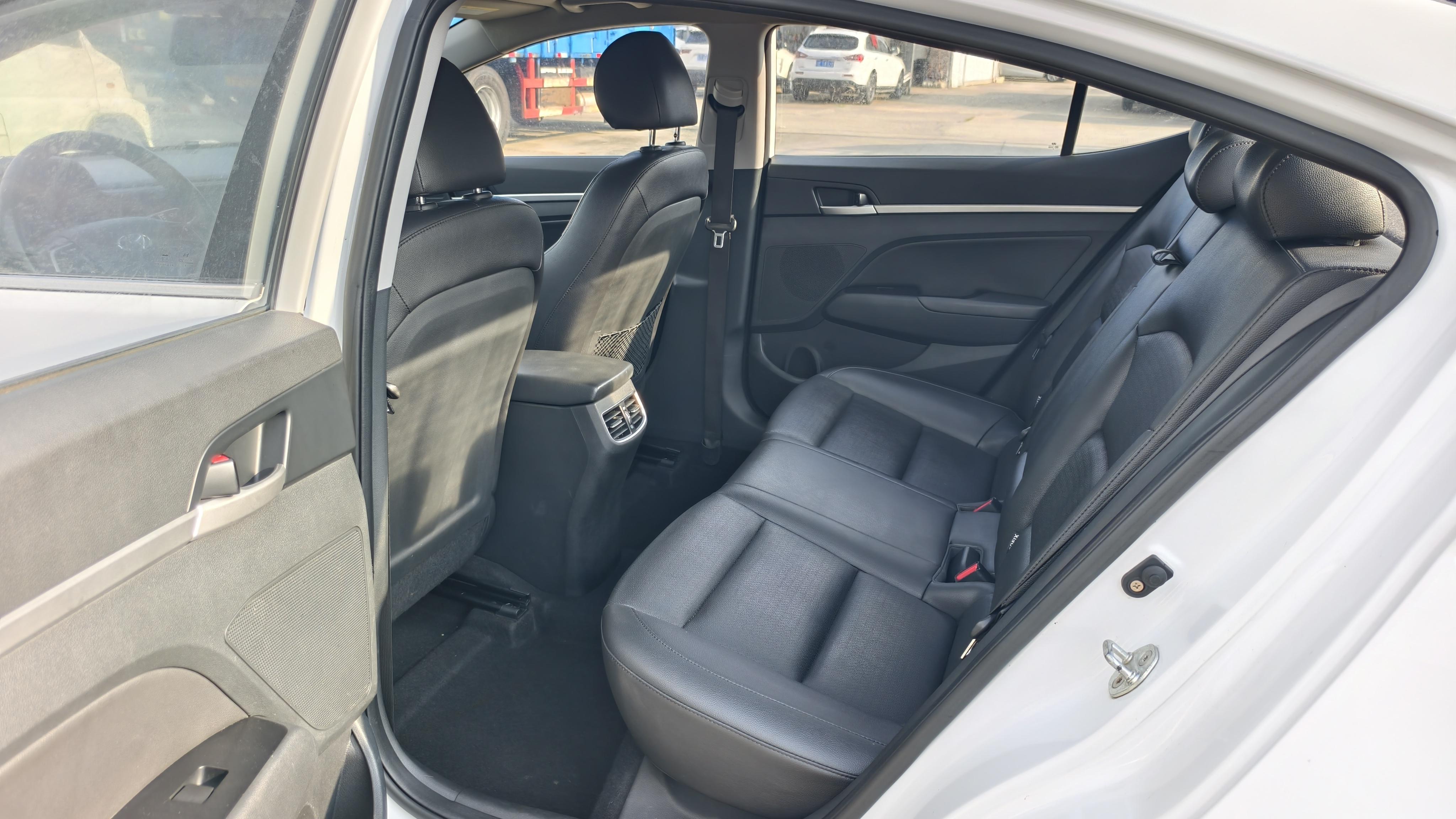 Hyundai Elantra 2020 thumb 11
