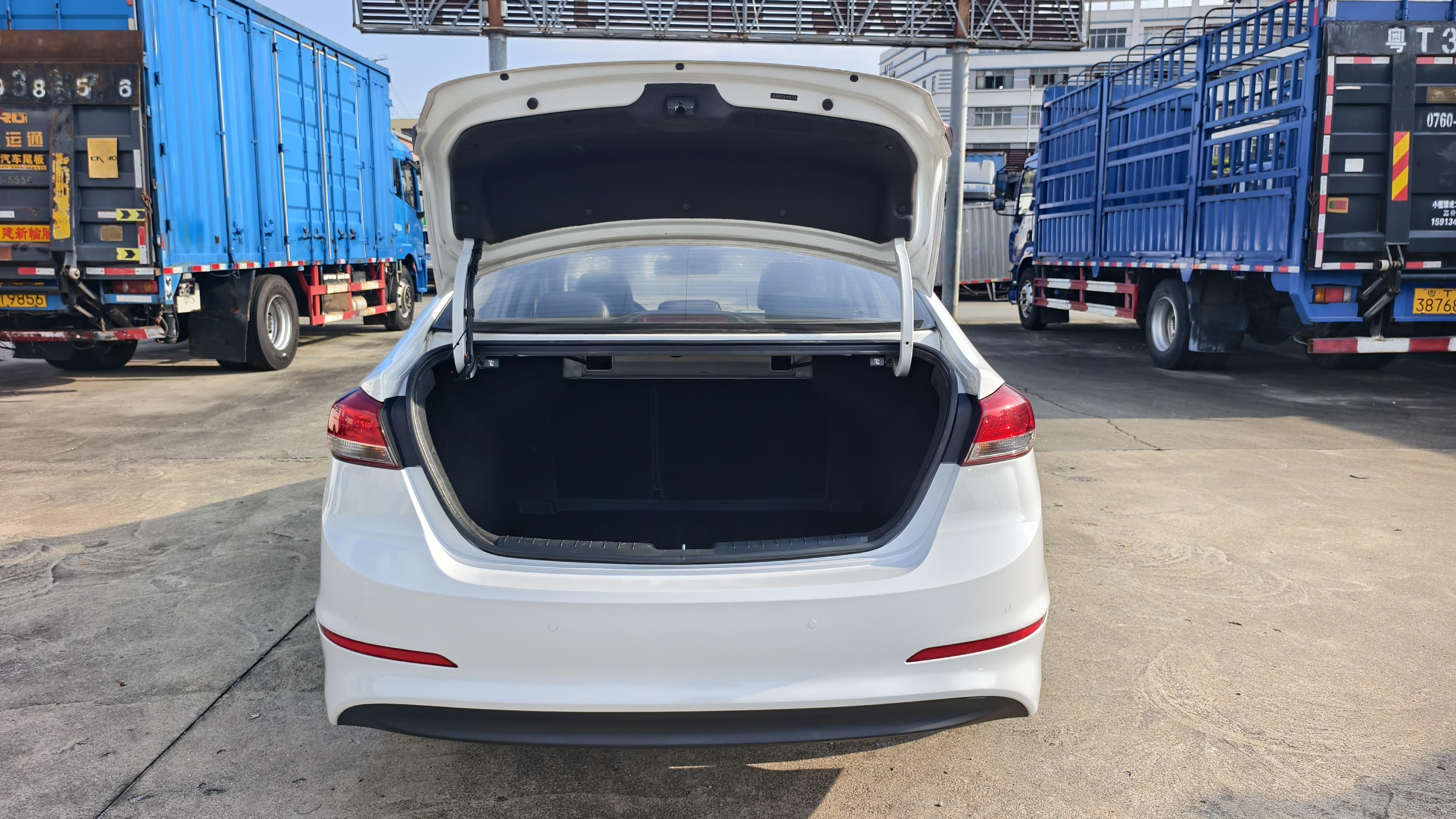 Hyundai Elantra 2020 thumb 12