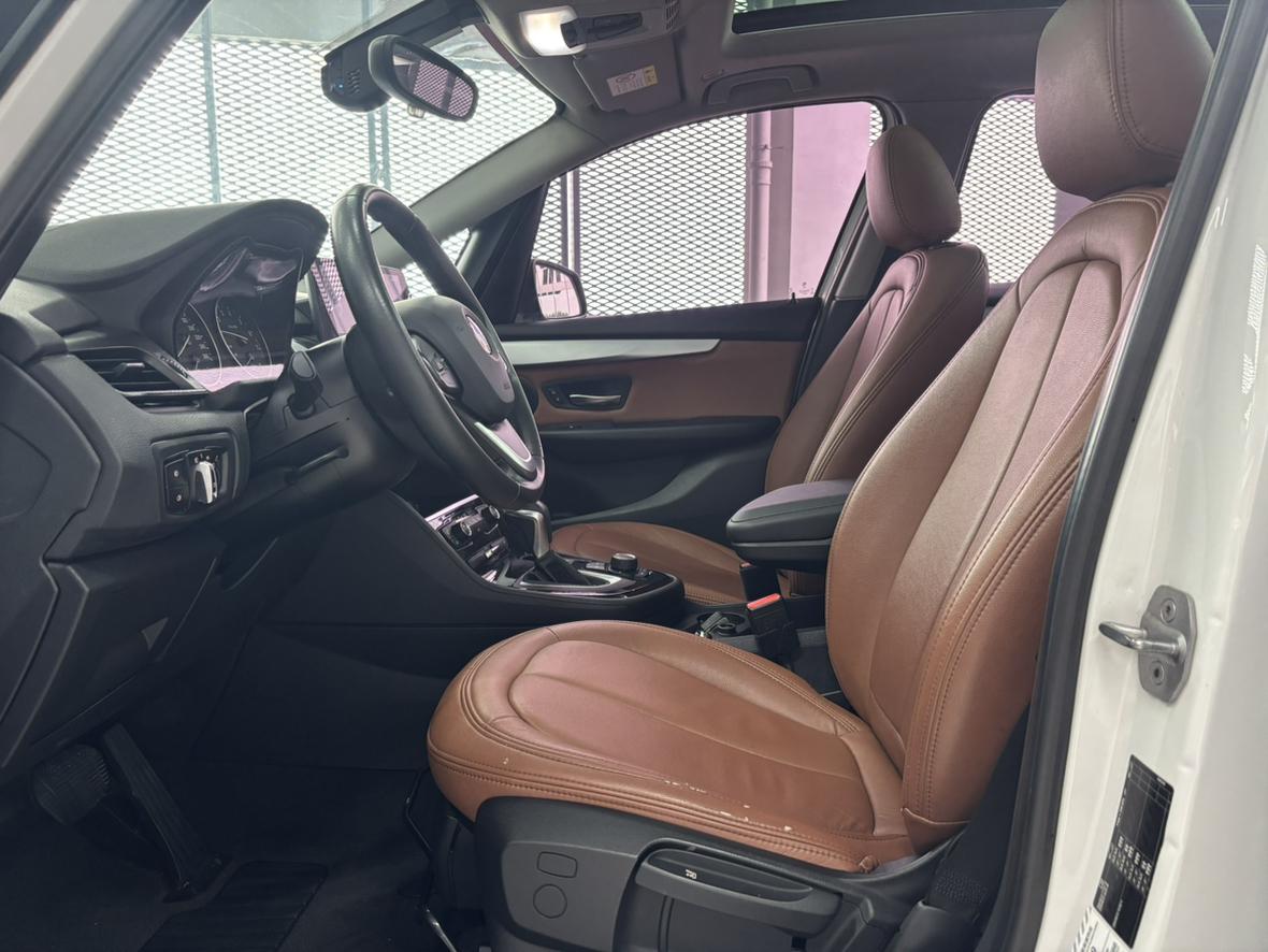 BMW 2 серии Active Tourer 2016 thumb 11