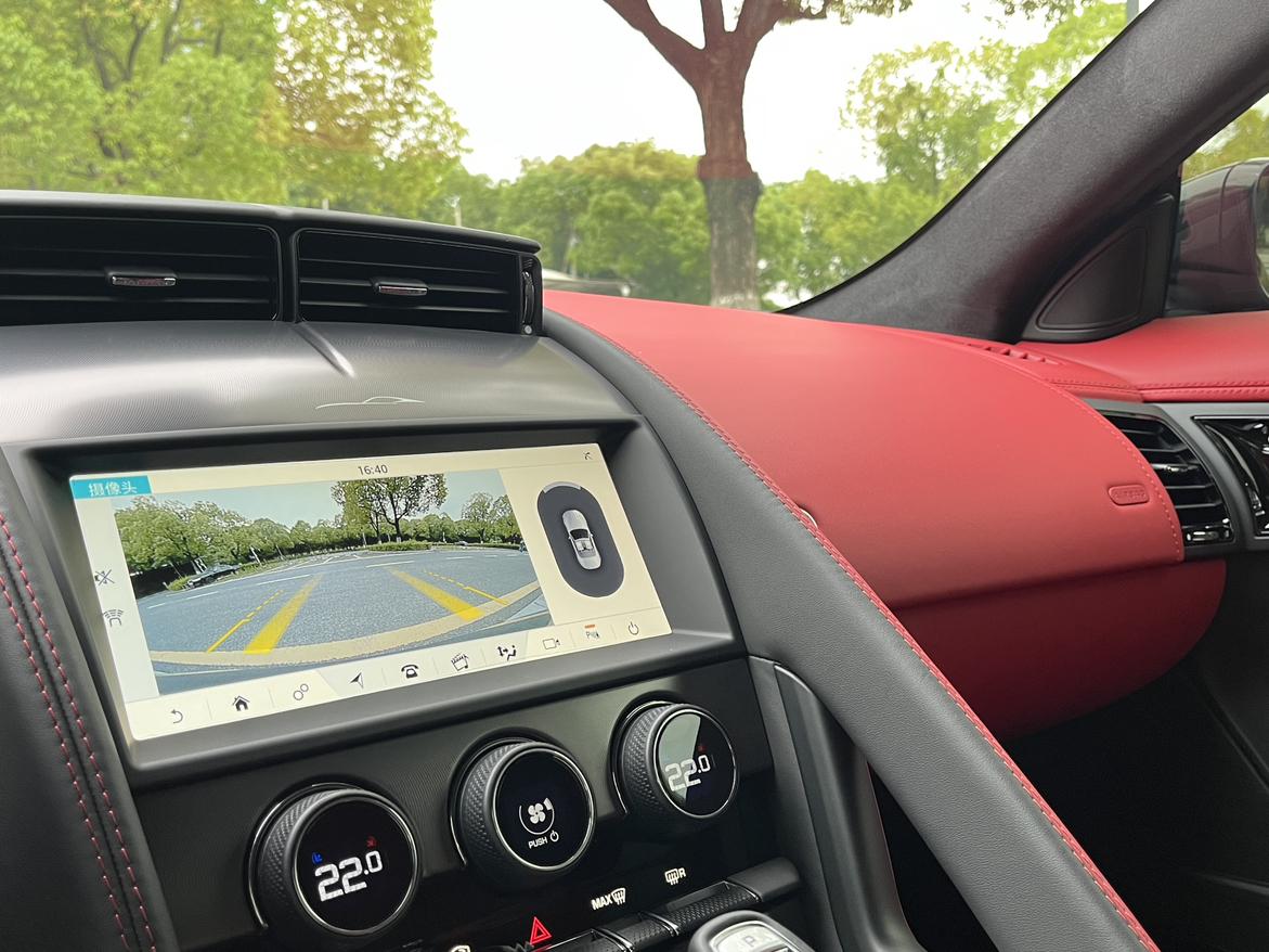 Jaguar F-Type 2024 thumb 7