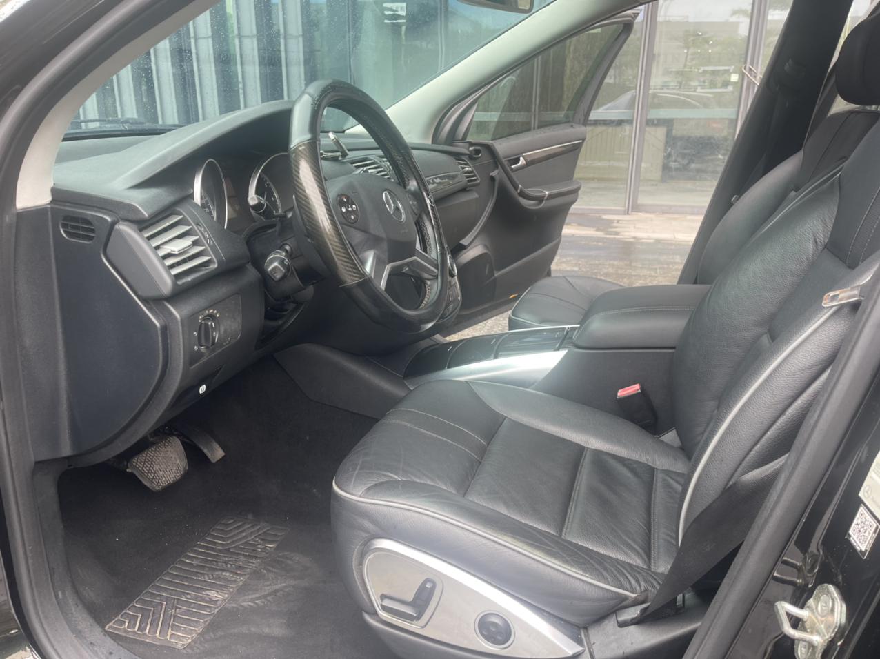 Mercedes-Benz R-Класс 2015 thumb 10