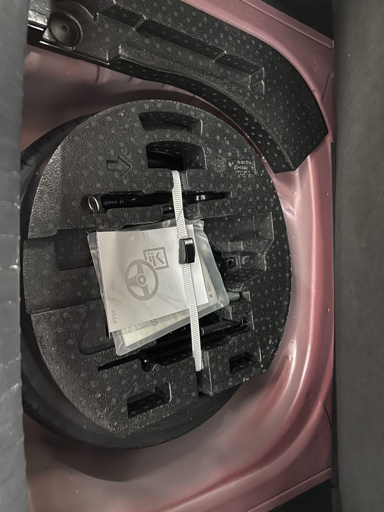 Volkswagen Lamando 2023 thumb 6