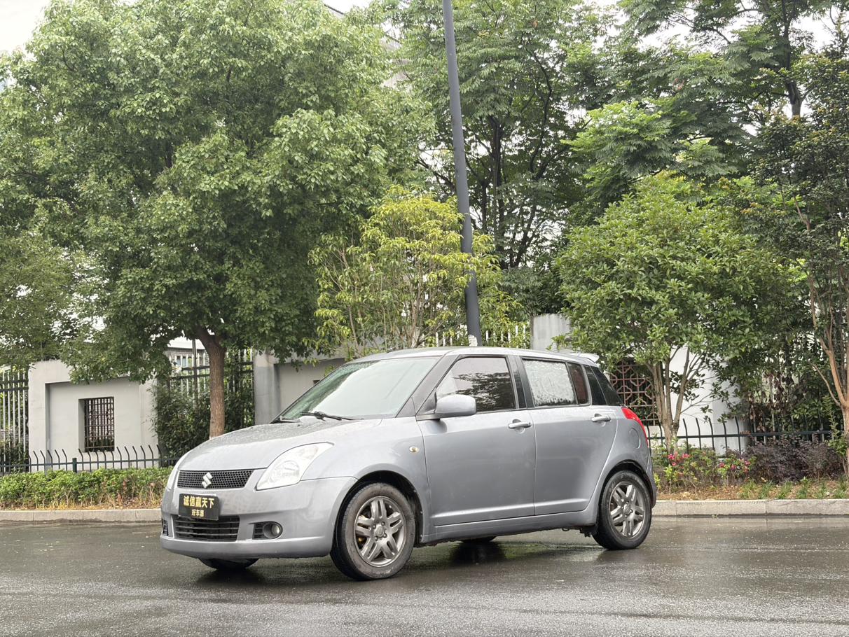 Suzuki Yu Yan 2011 thumb 11