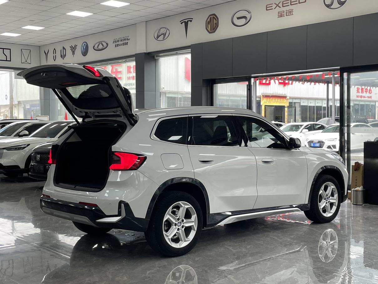 BMW X1 2023 thumb 4