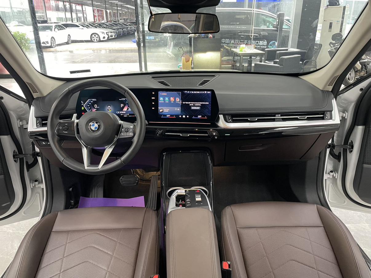 BMW X1 2023 thumb 7