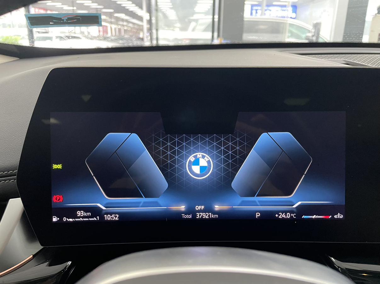 BMW X1 2023 thumb 9