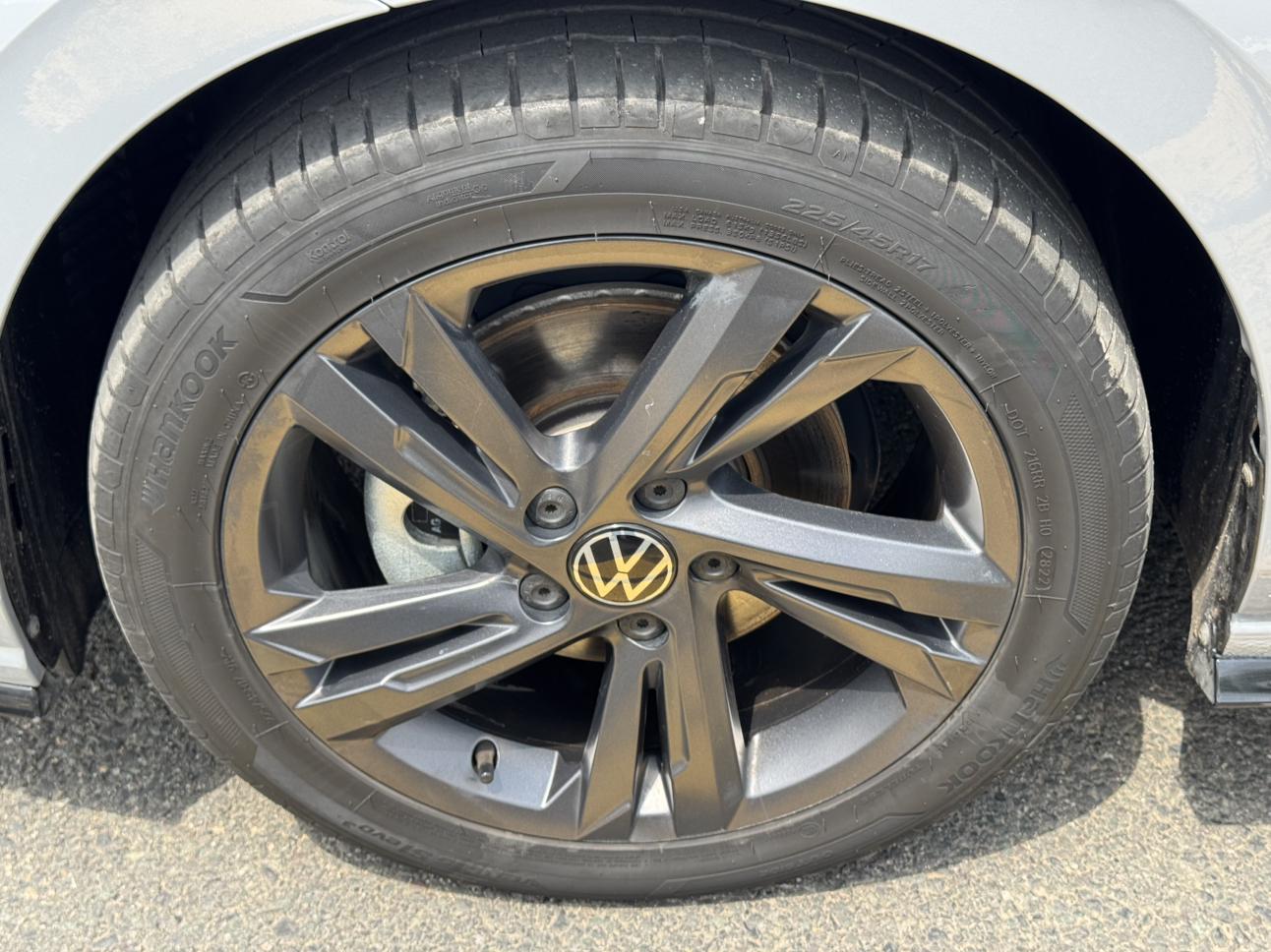 Volkswagen Golf Sportsvan 2021 thumb 5