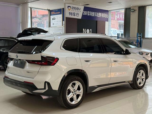 BMW X1 2023 thumb 4