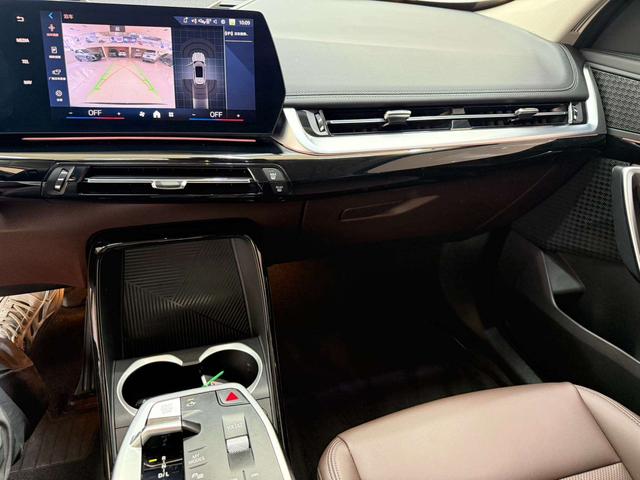 BMW X1 2023 thumb 8