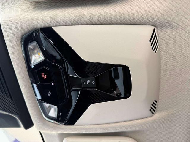 BMW X1 2023 thumb 9