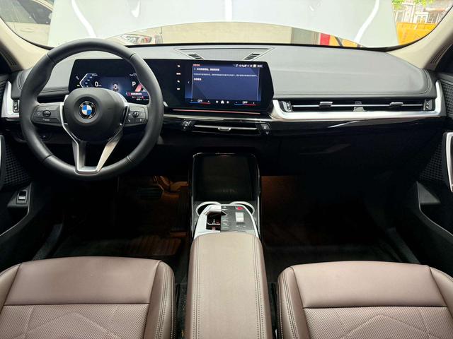 BMW X1 2023 thumb 10